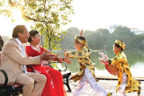 Bước xuất hành đầu năm