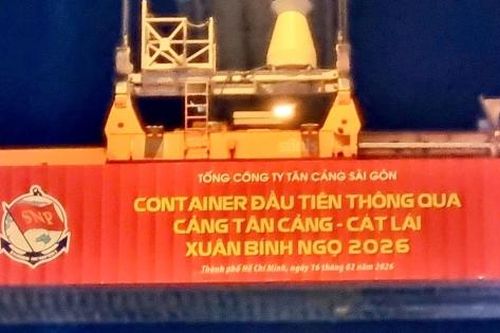Phát lệnh làm hàng đầu năm 2026 tại cảng Tân Cảng - Cát Lái