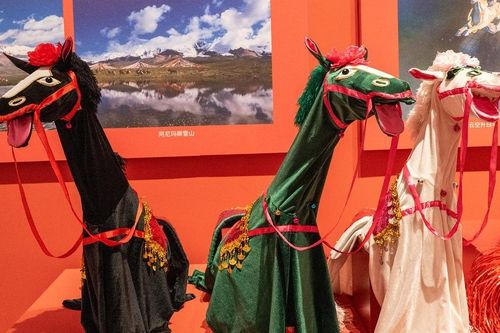 Tết Trung Quốc trong kỷ nguyên công nghệ: Khi lễ hội trở thành ngành công nghiệp sáng tạo