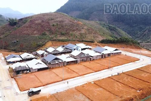 Tết mới ở bản làng tái định cư