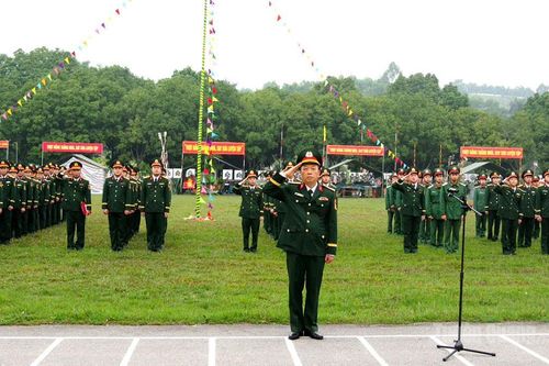 Bộ CHQS tỉnh Tuyên Quang chào cờ sáng mùng 1 Tết Bính Ngọ 2026