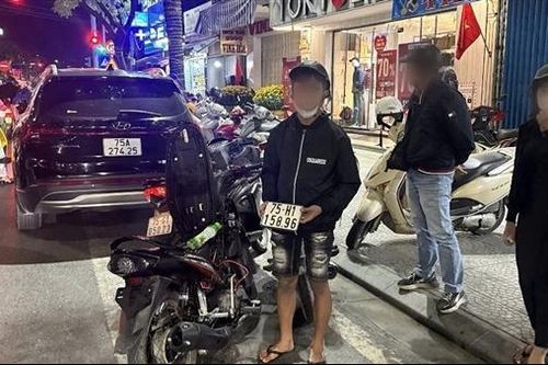 Tuần tra khép kín địa bàn, quyết liệt tấn công tội phạm đường phố