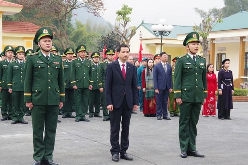 Phó Bí thư Thường trực Tỉnh ủy, Chủ tịch HĐND tỉnh Bế Thanh Tịnh thăm, chúc Tết tại xã Đàm Thủy