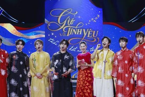 Ấn tượng ca khúc 'Mã đáo thành công' trong chương trình 'Gió và Tình yêu thổi trên đất nước tôi'