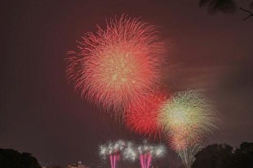 Hà Nội đón Tết Bính Ngọ 2026: Sắc xuân Thủ đô lan tỏa trên truyền thông quốc tế