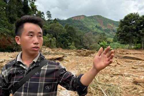 Mạch ngầm yêu thương của tình người trong bão lũ