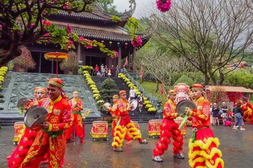Du xuân rộn ràng tại các điểm đến văn hóa, du lịch Đà Nẵng
