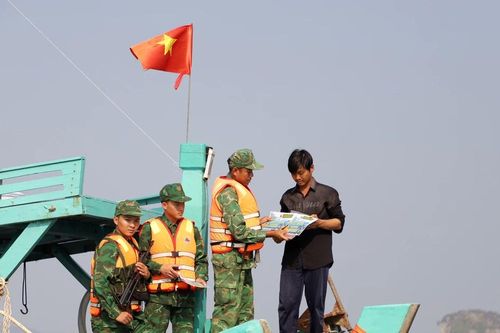 Lính Biên phòng giữ bình yên biên giới