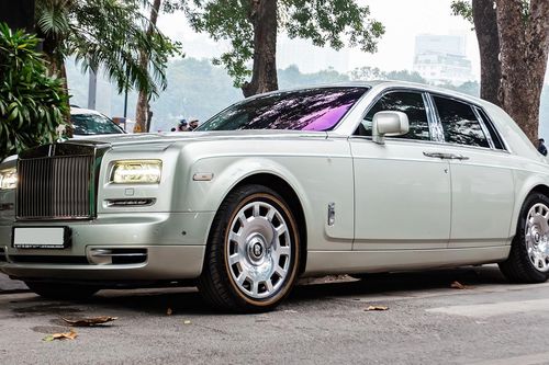 Cận cảnh xe siêu sang Rolls-Royce độc nhất thế giới của doanh nhân Hà Nội