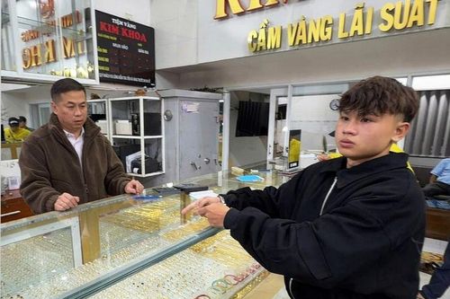 Nhanh chóng bắt giữ 2 nghi phạm cướp giật tại tiệm vàng trong đêm giao thừa