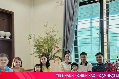 Chạm vào Tết - từ sắc hoa đến hơi ấm gia đình