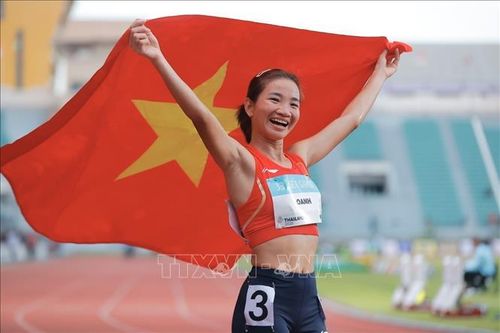 Nữ hoàng điền kinh viết nên khát vọng Việt với 15 Huy chương Vàng
