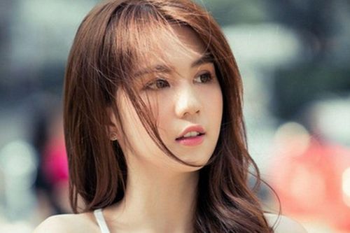 Về quê Ngọc Trinh ăn Tết, ngó xem mâm cỗ miền Tây có gì đặc biệt?
