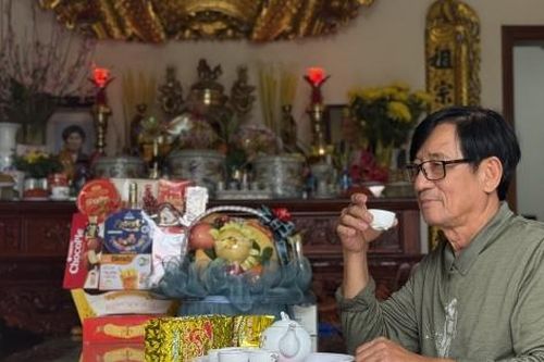 Chén trà đầu năm và khoảng bình yên nhỏ