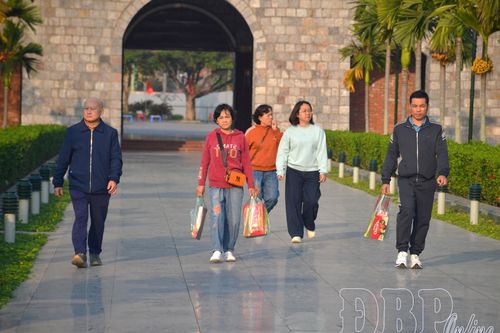 Lan tỏa đạo lý 'Uống nước nhớ nguồn' ngày đầu xuân