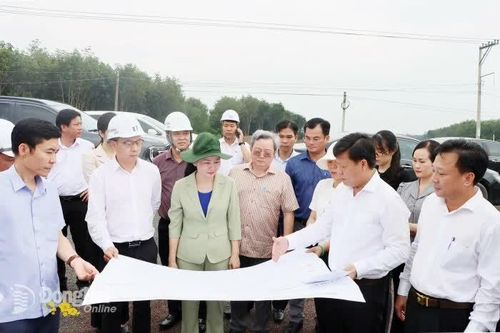 'Cú hích' chiến lược từ phát triển hạ tầng hiện đại