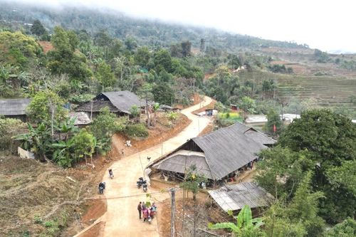 Những tuyến đường nối nhịp mùa xuân