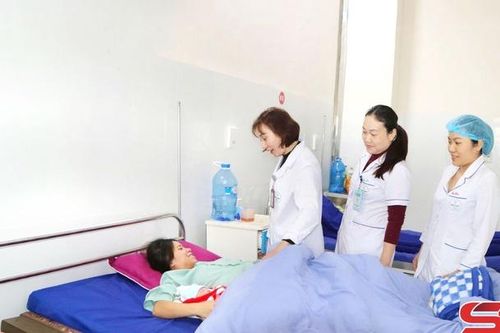Niềm vui của 'chiến sĩ áo trắng'