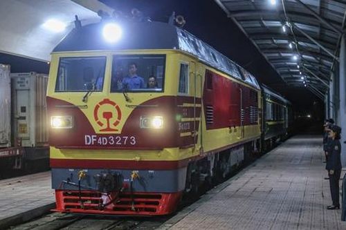 Tết ở ga biên giới…
