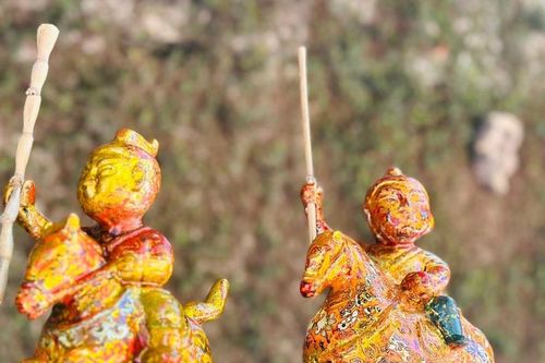 Ngựa Gióng trong sắc sơn mài