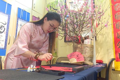 Lan tỏa nét đẹp thư pháp Việt ngày xuân