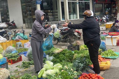 Thực phẩm ngày mùng 2 Tết không biến động về giá
