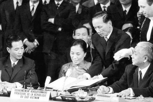 Nguyễn Thị Bình - trăm năm nữ lưu anh kiệt