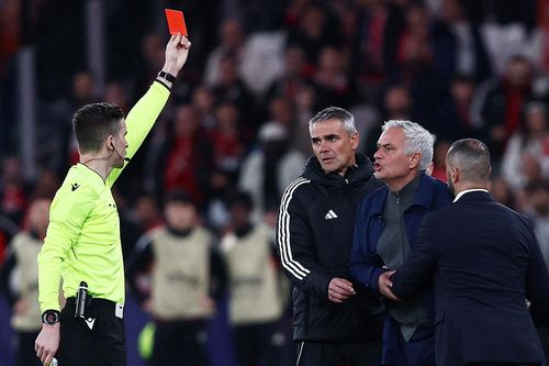 Kết quả Champions League: Mourinho nhận thẻ đỏ, Real Madrid thắng Benfica
