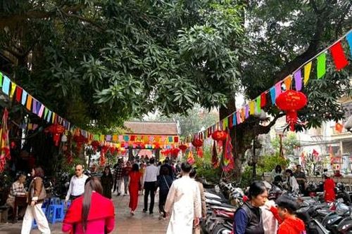 Giữ hồn truyền thống trong nhịp sống Hà Nội đổi mới