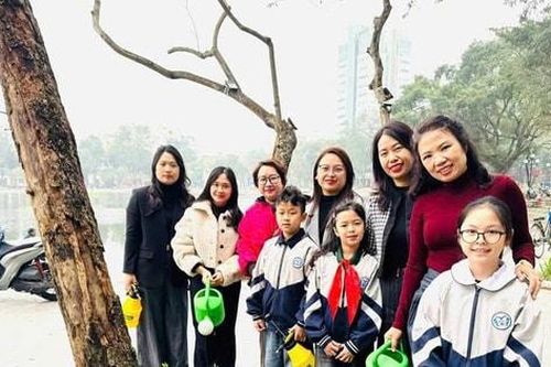 Tuổi trẻ Thủ đô chung tay giữ phố sạch, Tết xanh