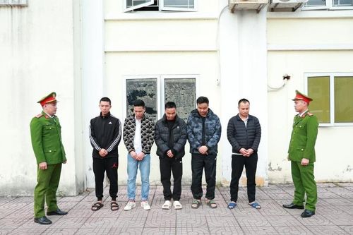 Phá thành công đường dây buôn bán thuốc lá điện tử quy mô đặc biệt lớn với tổng giá trị gần 9 tỷ đồng