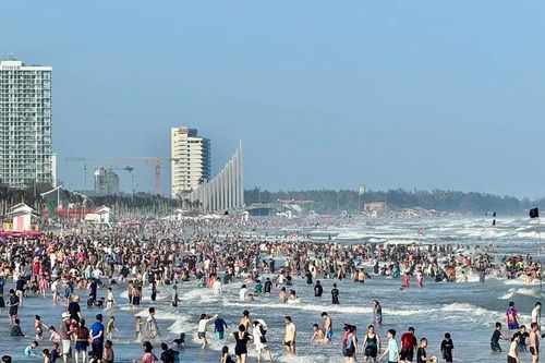 Gần 39.000 lượt du khách đến Vũng Tàu trong mùng 3 Tết