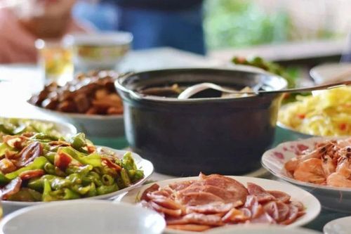 Cách xử lý thức ăn thừa sau Tết vừa ngon vừa đảm bảo sức khỏe