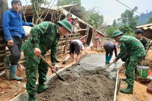 'Bản sáng vùng biên' trong mùa Xuân mới