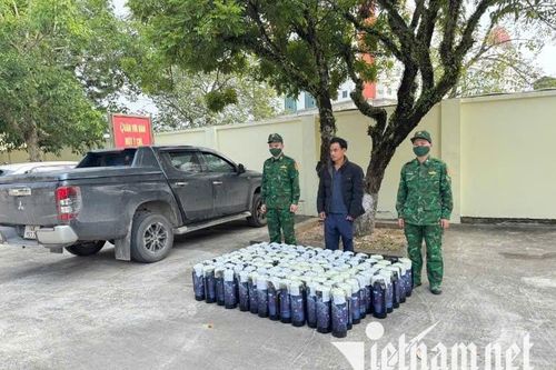 Giữ vững 'phên giậu' biên cương để người dân yên tâm đón Xuân