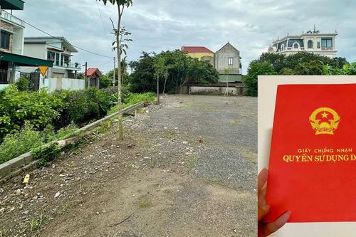 Mua đất bằng giấy viết tay, 'ôm' sổ đỏ 18 năm mắc kẹt khi chủ cũ bỏ đi biệt tích
