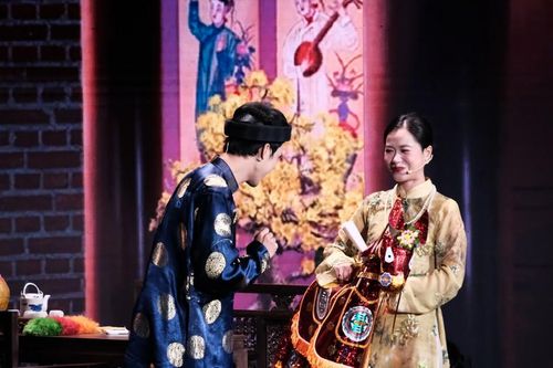 Tiểu phẩm Việc nhẹ lương cao tại Gala Cười 2026: Tiếng cười cảnh tỉnh bẫy lừa đảo mùa Tết