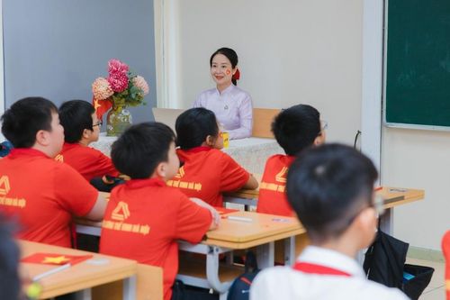 Mong mỏi giáo dục Việt Nam chuyển mạnh từ hình thức sang thực chất