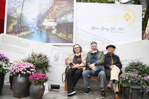 Hà Nội, Sa Pa, Hạ Long, Hà Nam nhộn nhịp khách du xuân ngay từ những ngày đầu năm mới