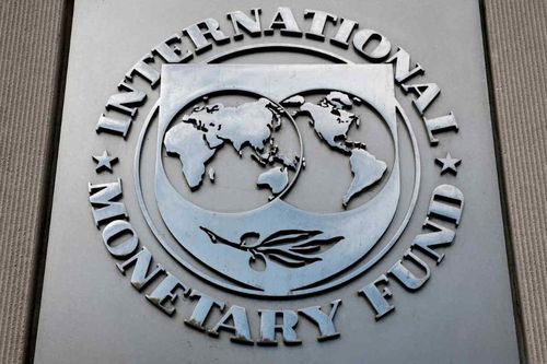IMF kêu gọi Nhật Bản tiếp tục tăng lãi suất, tránh giảm thuế tiêu thụ
