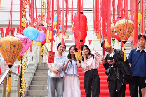 Đến bảo tàng để hiểu hơn về lịch sử, văn hóa trong dịp Tết