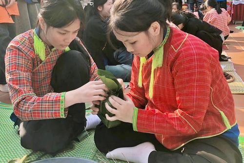 Tết sớm ở trường vùng cao