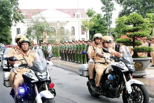 Quyết liệt bảo đảm an toàn giao thông để Tết trọn niềm vui