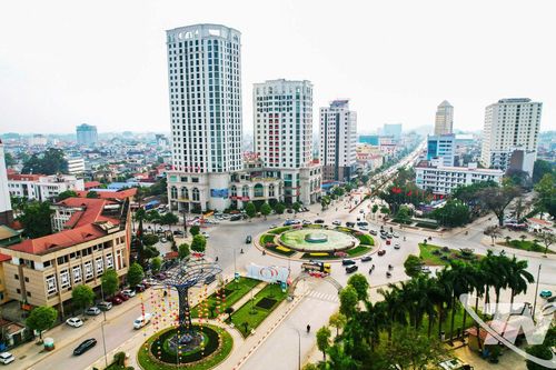 Thái Nguyên 'bừng sáng'
