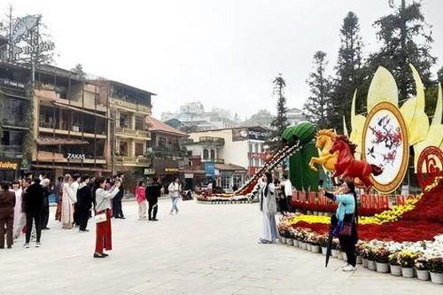 Sa Pa 'cháy phòng nghỉ' từ mùng 2 Tết