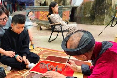 Chùa Mía - Thành cổ Sơn Tây níu chân khách du xuân