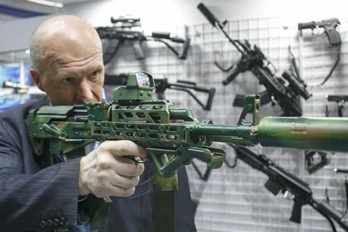 Belarus bắt đầu sản xuất hàng loạt súng trường tấn công bullpup VSK-100BP