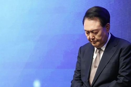 Cựu Tổng thống Hàn Quốc Yoon Suk Yeol lĩnh án tù chung thân sau cuộc khủng hoảng thiết quân luật