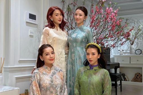 Bộ tứ hot girl Hà Thành một thời gây chú ý