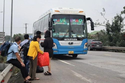 Người lao động Nghệ An rời quê, trở lại nơi làm việc sau Tết